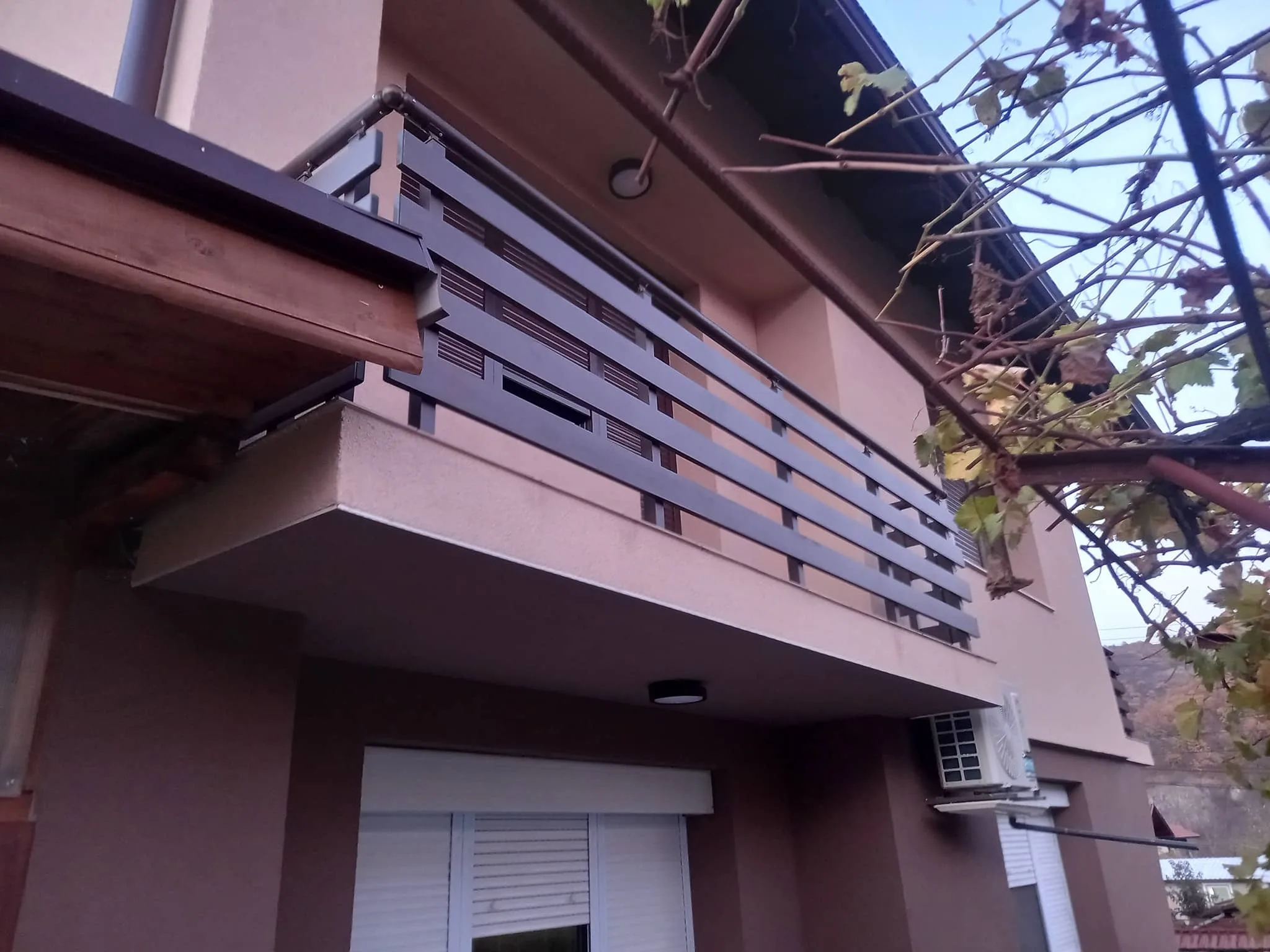 Парапети ВИЛА