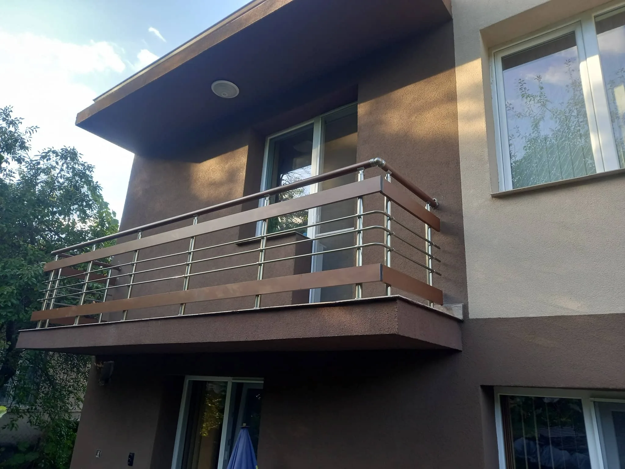 Парапет ВИЛА-микс по поръчка – изработка и монтаж Pernik