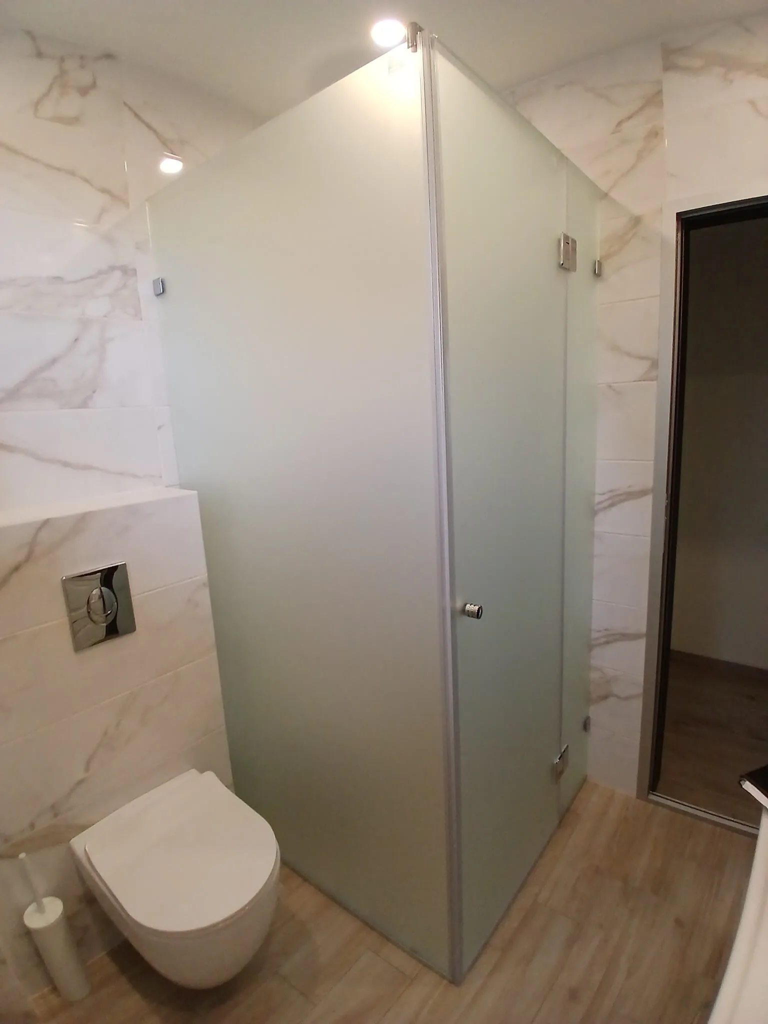 Душ параван по поръчка – Milenkovi 2018