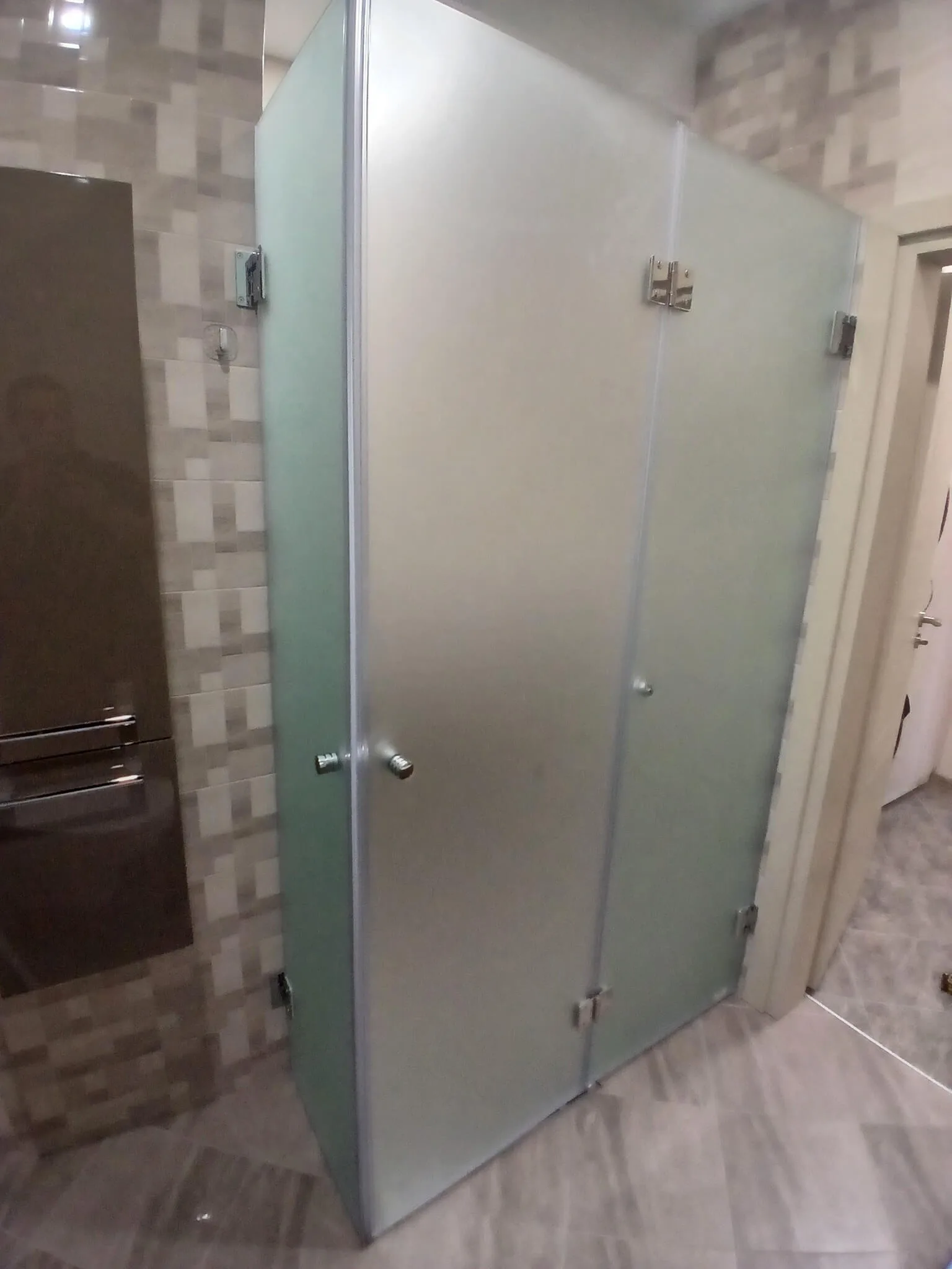 Душ параван по поръчка – Milenkovi 2018