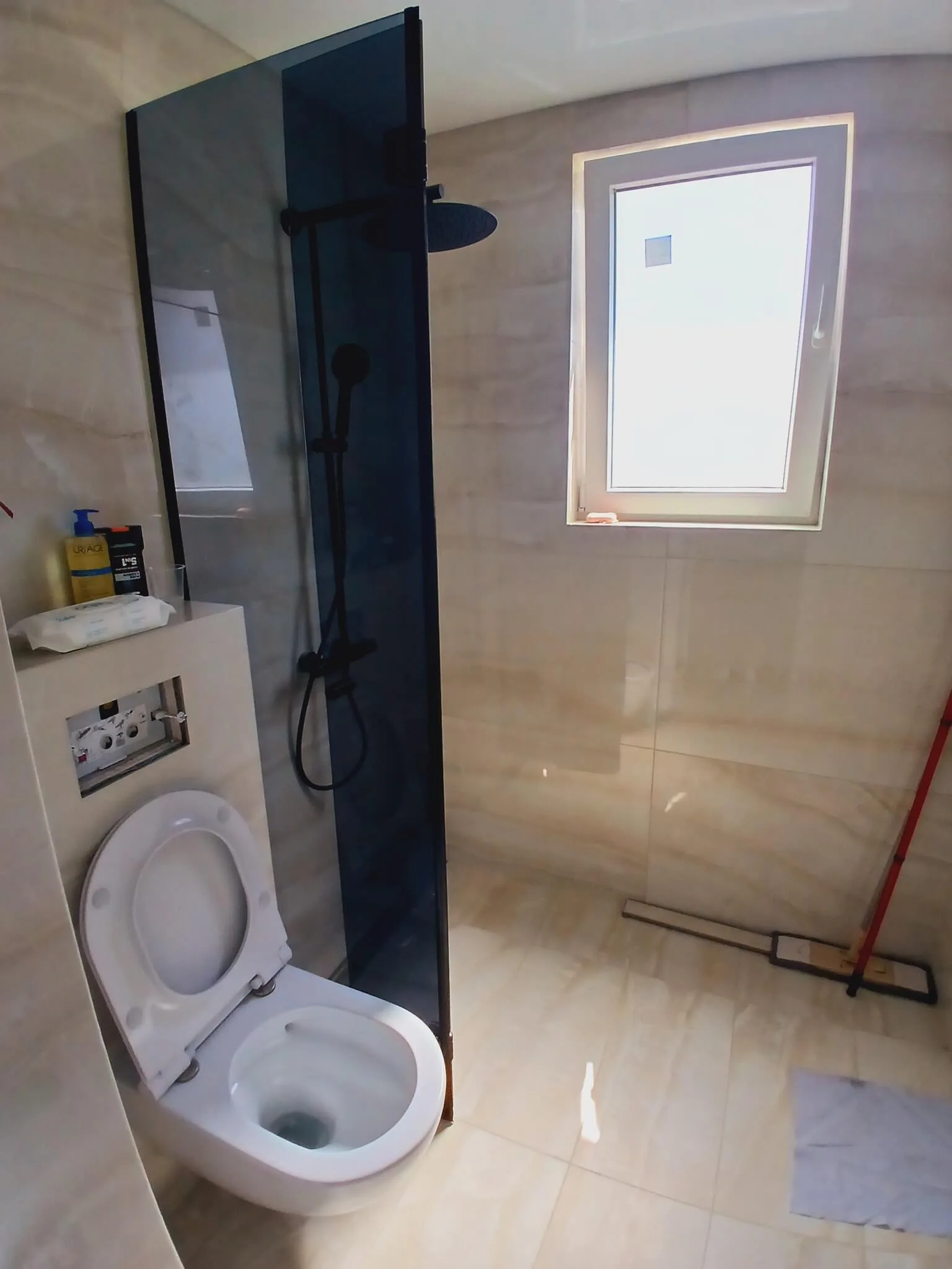 Душ параван по поръчка – Milenkovi 2018