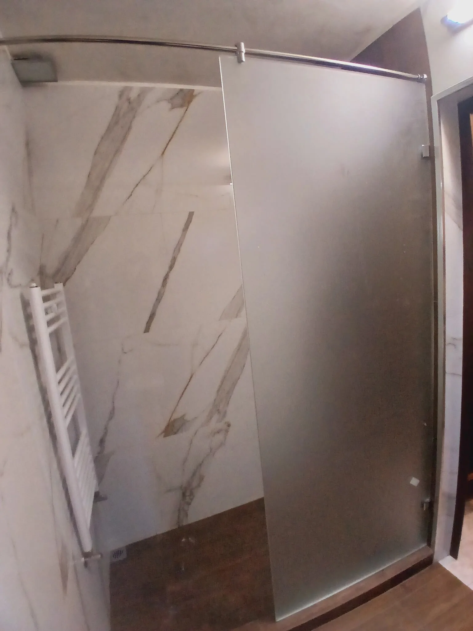 Душ параван врата и стена – Milenkovi 2018