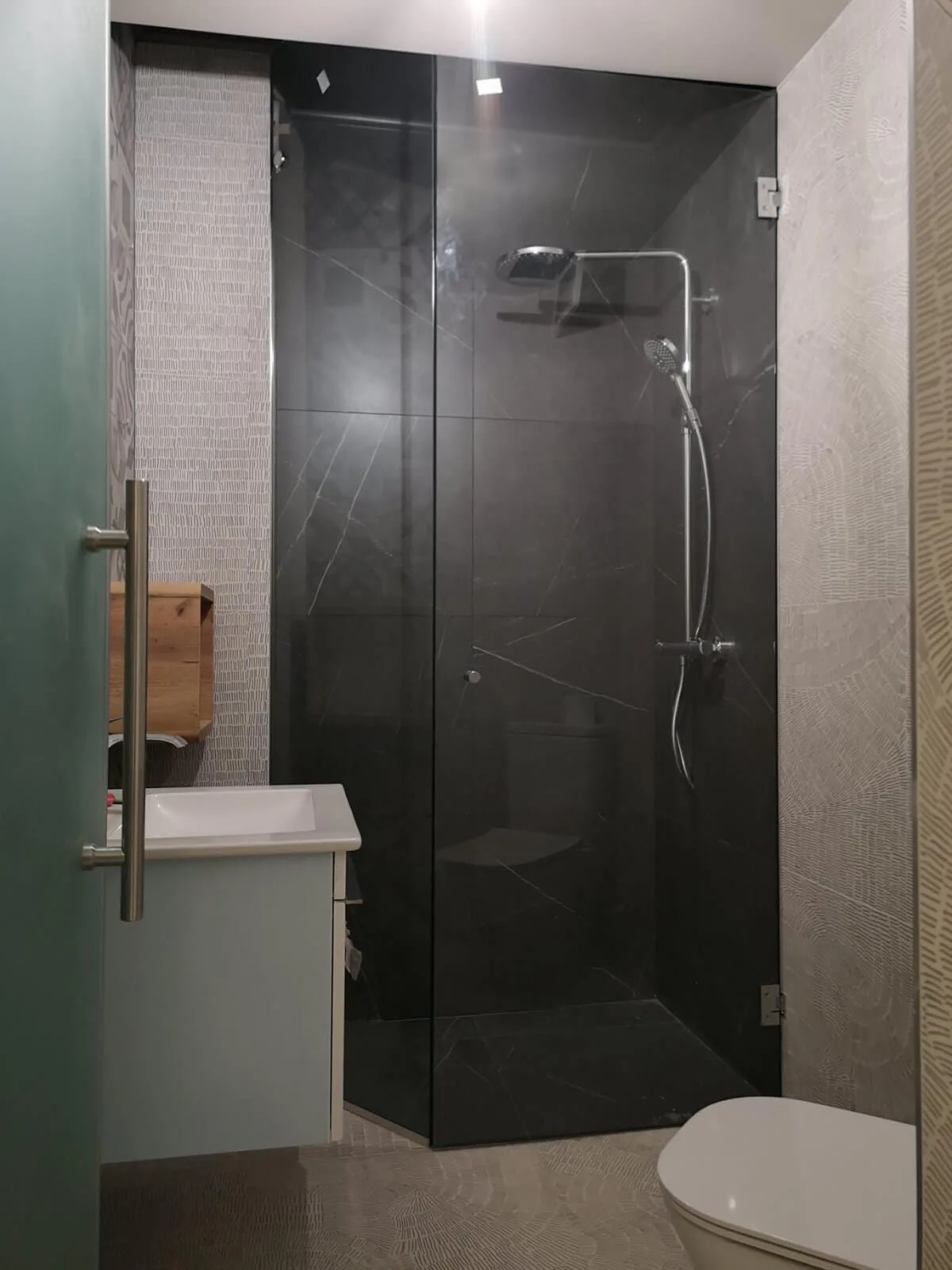 Правоъгълен душ параван – Milenkovi 2018