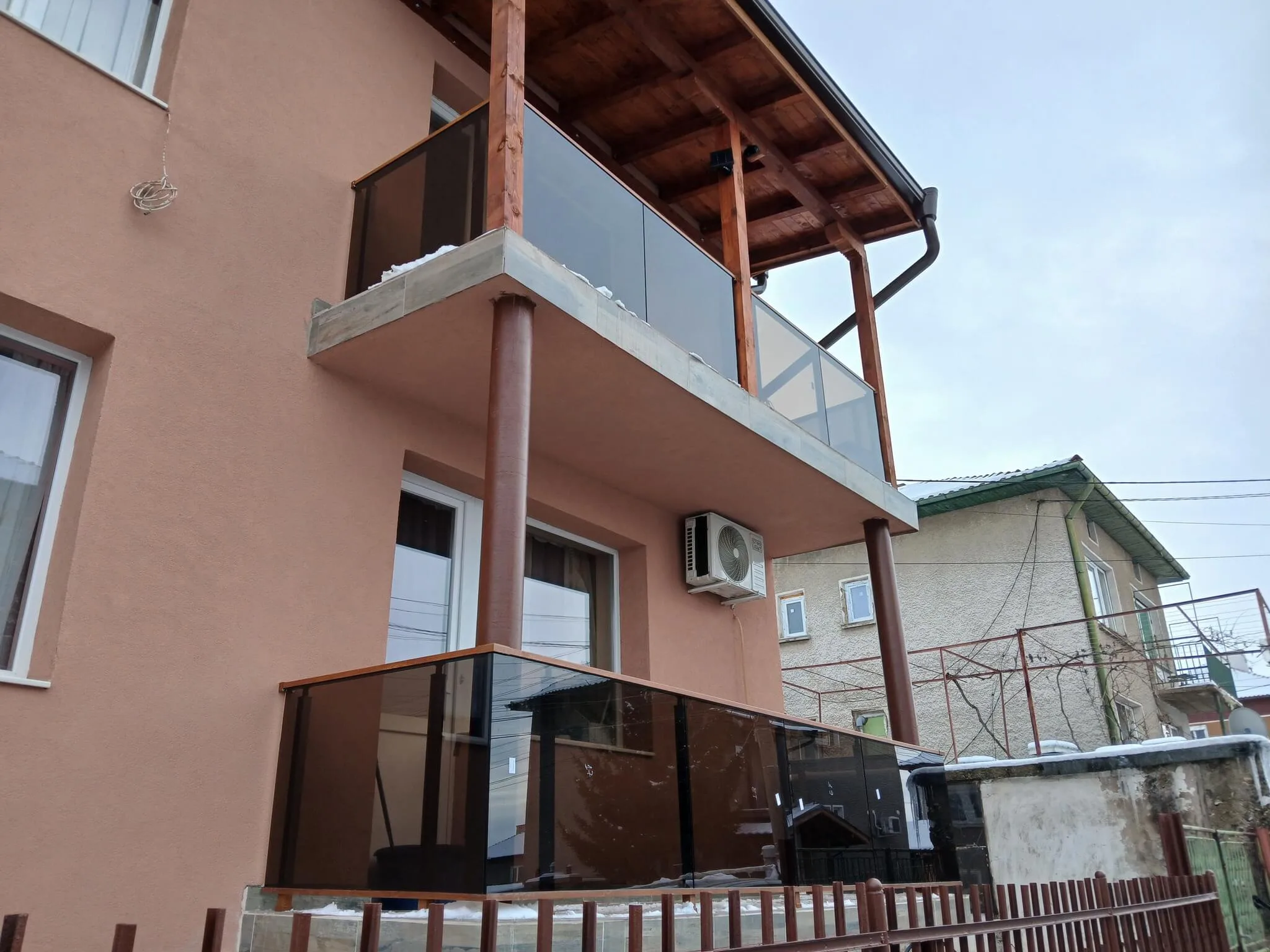 Алуминиев парапет със стъкло – Milenkovi 2018