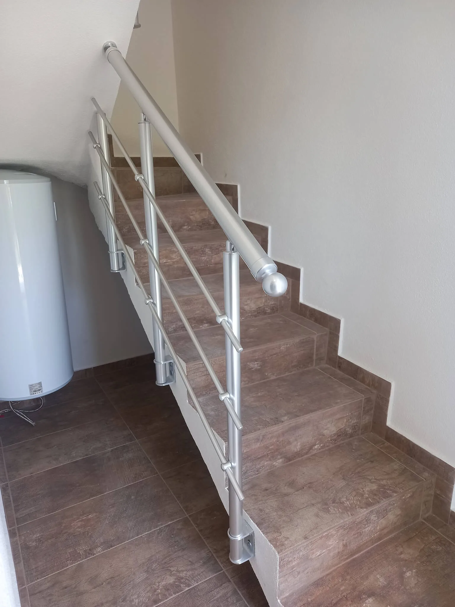 Струнен алуминиев парапет – Milenkovi 2018