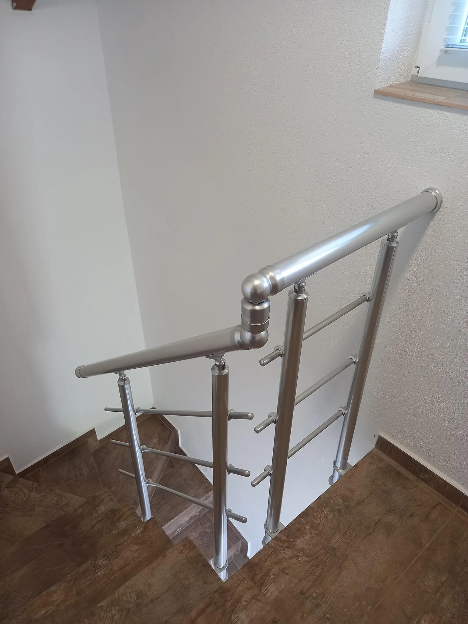 Струнен алуминиев парапет – Milenkovi 2018