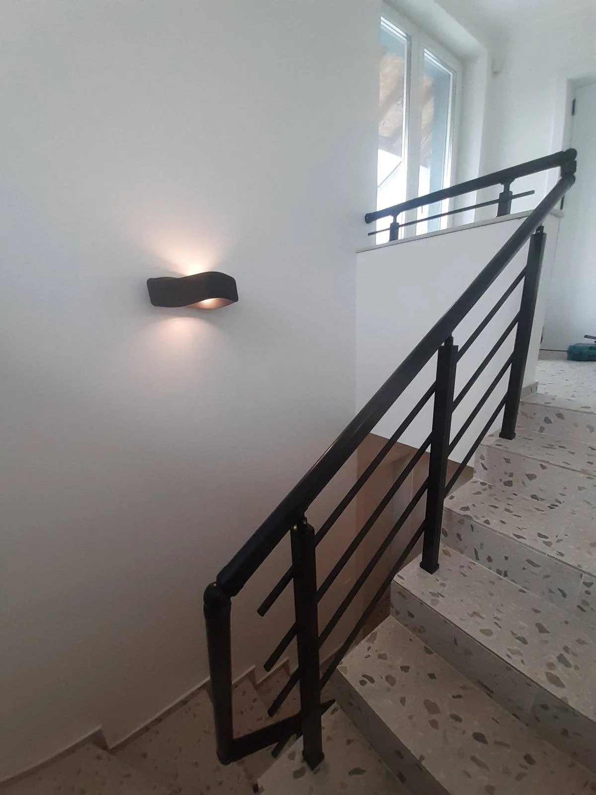 Струнен алуминиев парапет – Milenkovi 2018