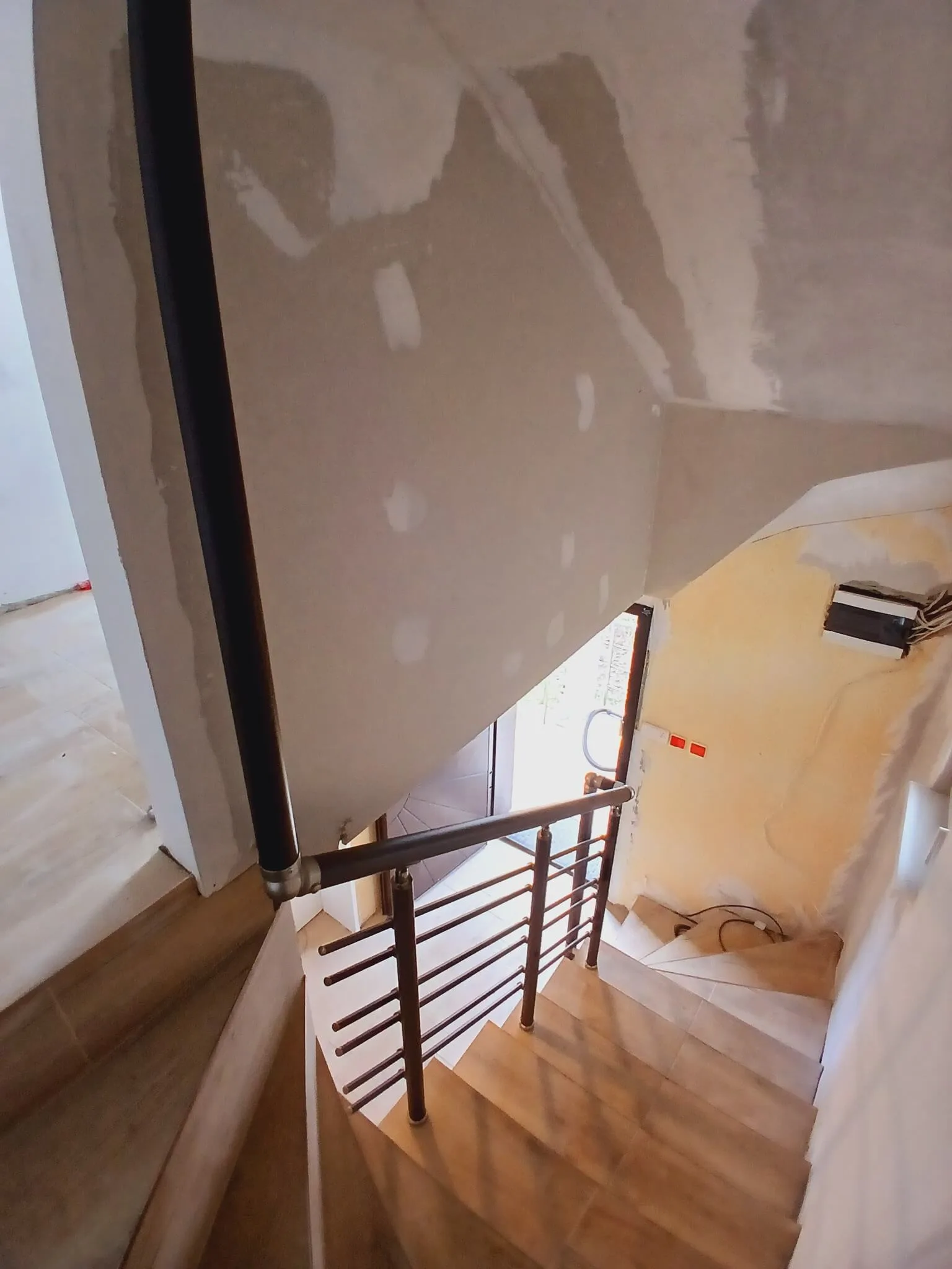 Струнен алуминиев парапет – Milenkovi 2018