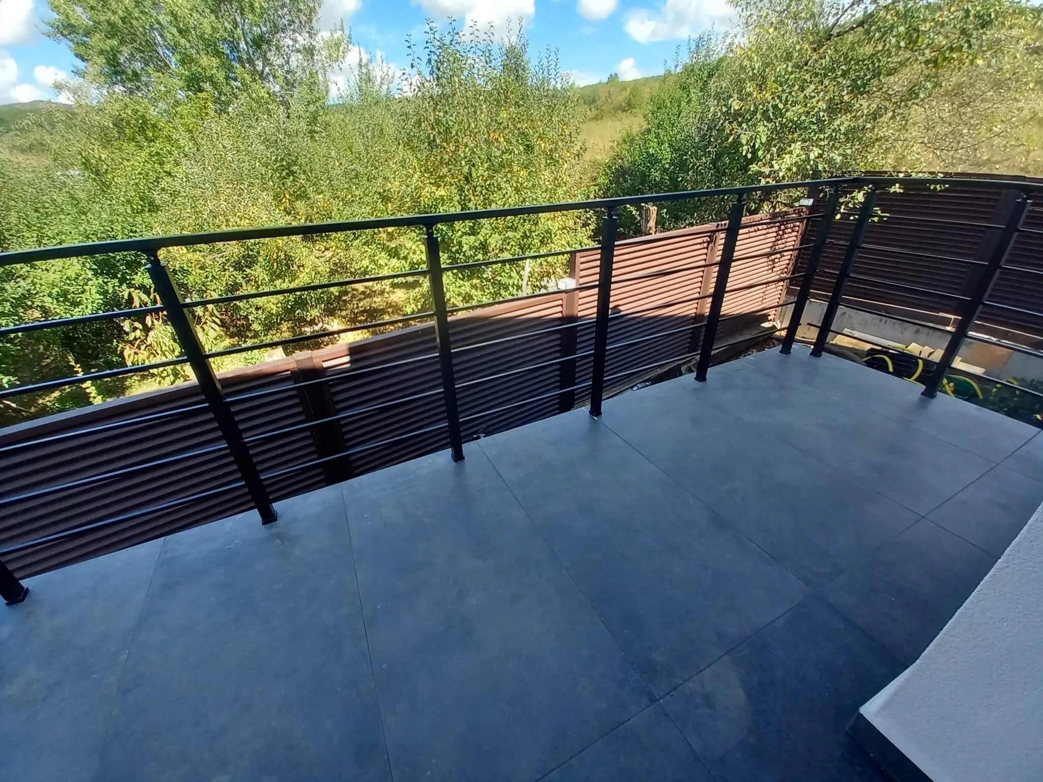 Струнен алуминиев парапет – Milenkovi 2018