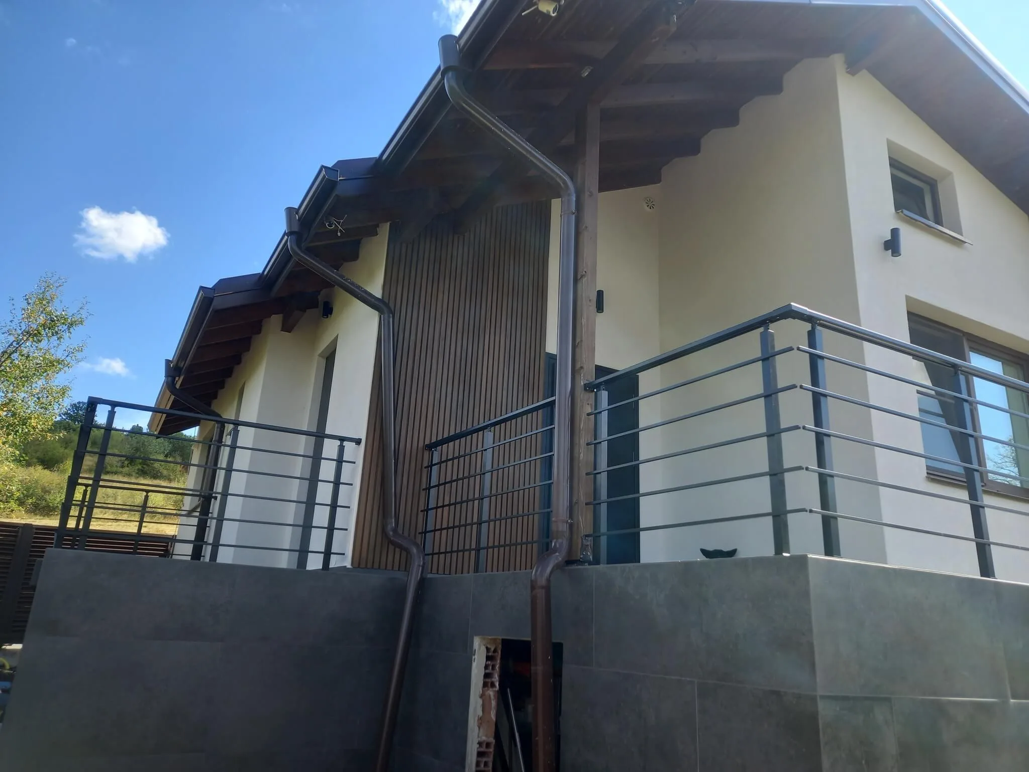 Струнен алуминиев парапет – Milenkovi 2018